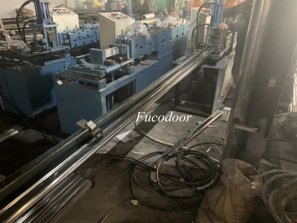 Cửa Cuốn 6 dem inox 304