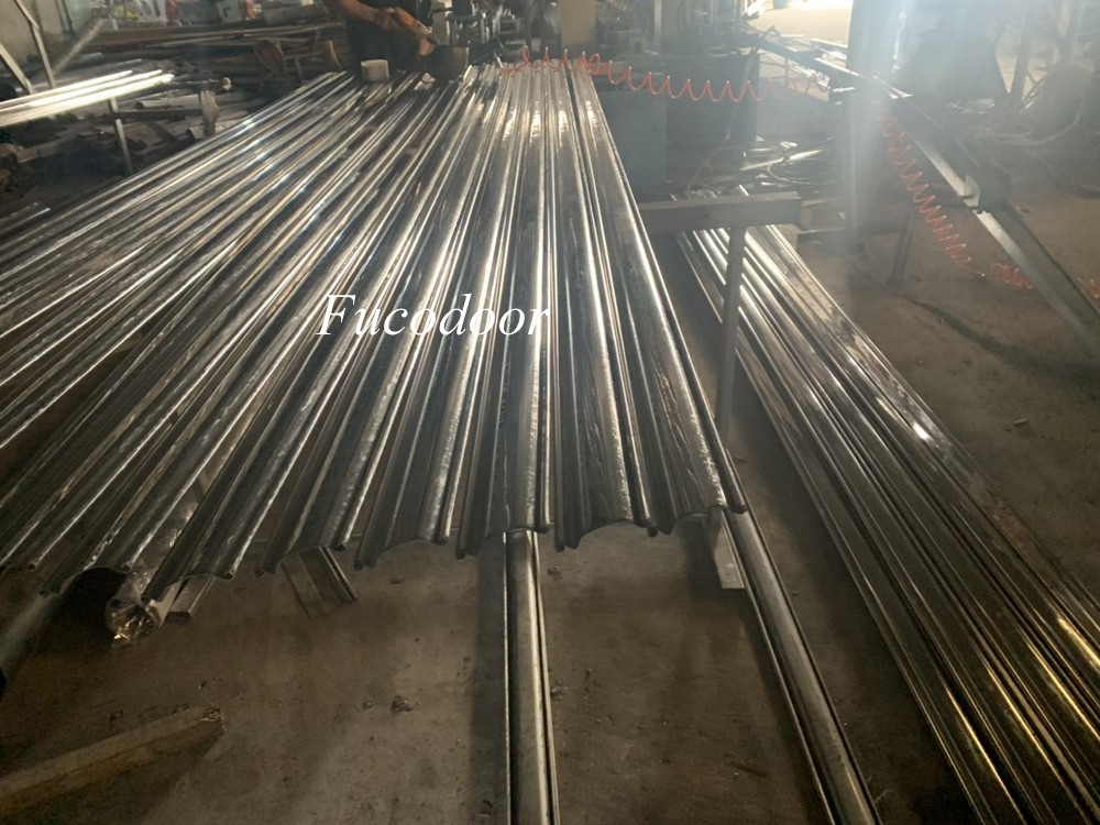 Cửa Cuốn 6 dem inox 304