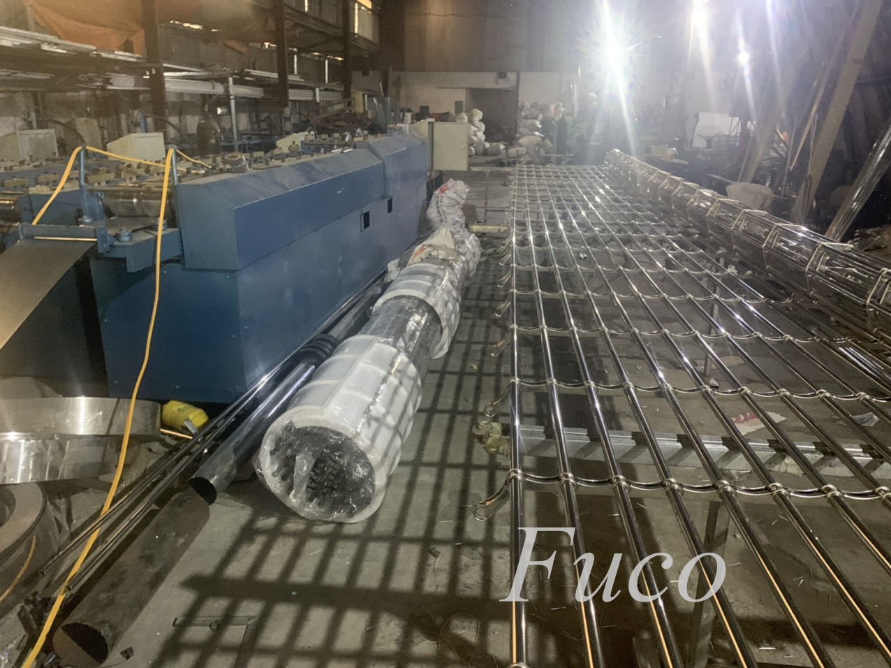 Cửa cuốn song ngang ống tròn 19 và phi 21, INOX 201 và INOX 304