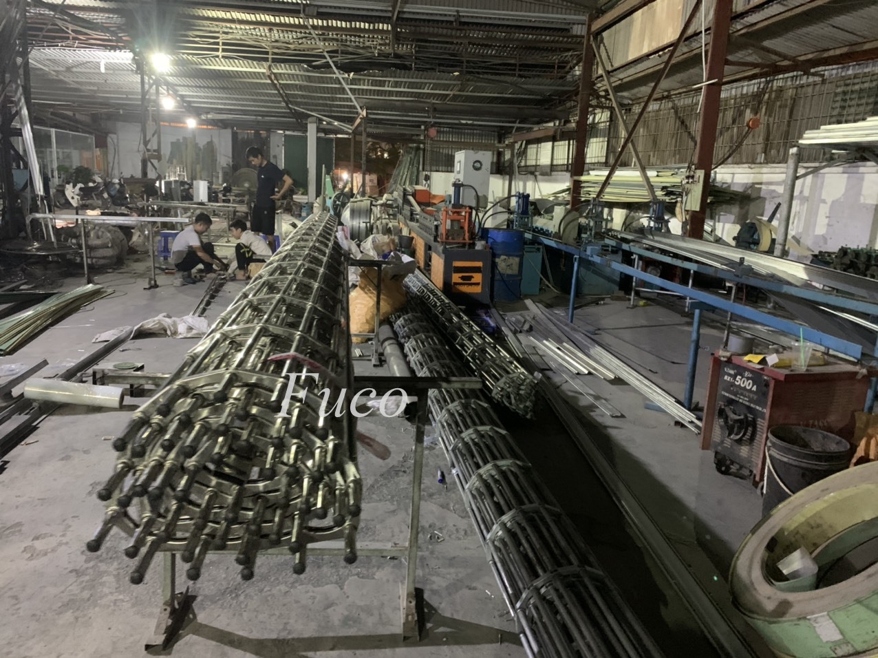 Cửa cuốn song ngang ống tròn 19 và phi 21, INOX 201 và INOX 304