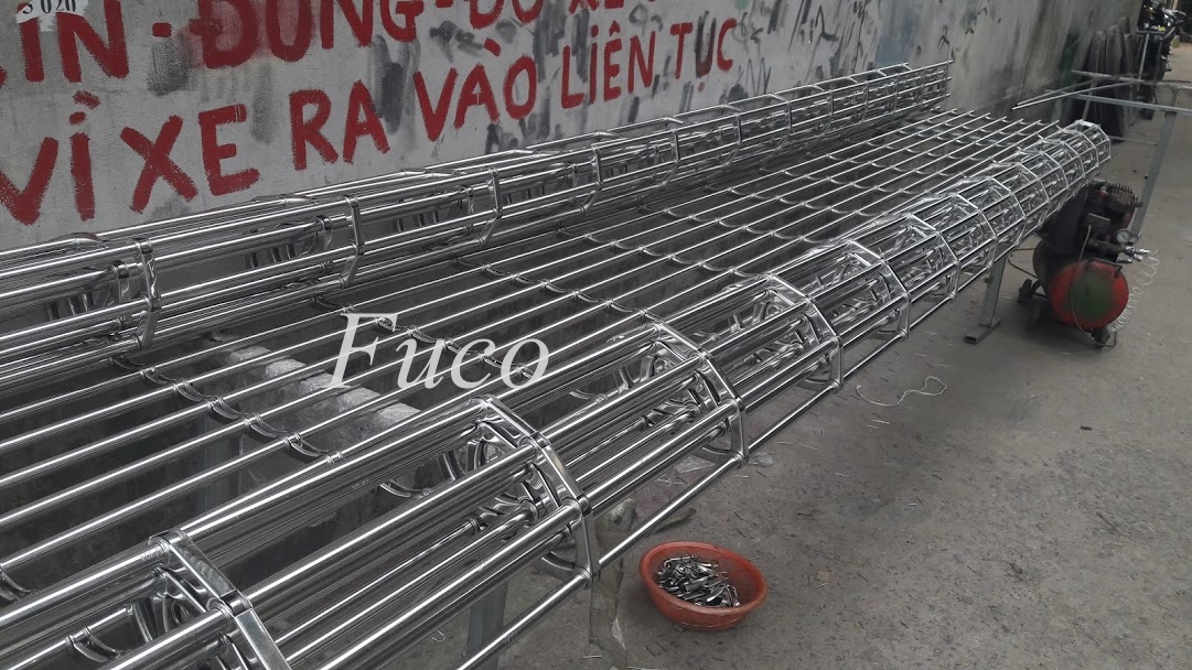Cửa cuốn song ngang ống tròn 19 và phi 21, INOX 201 và INOX 30