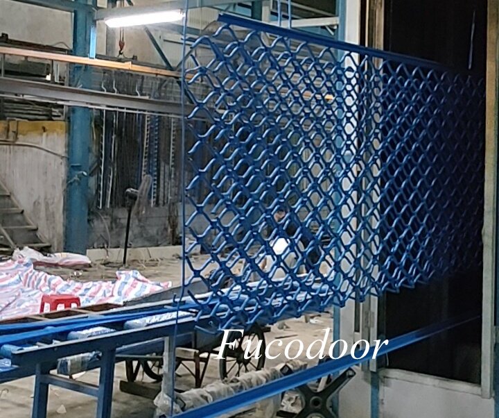 Giá cửa cuốn lưới