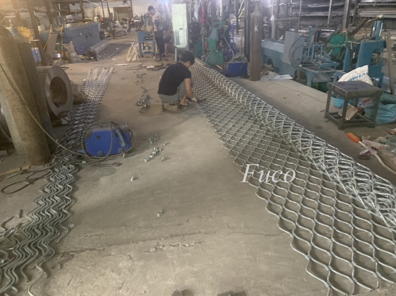 Cửa cuốn Mắt Võng tại  Vĩnh Phúc