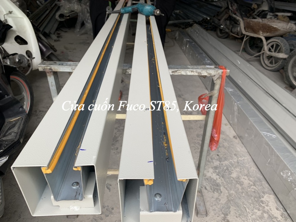 Cửa cuốn siêu trường ST85