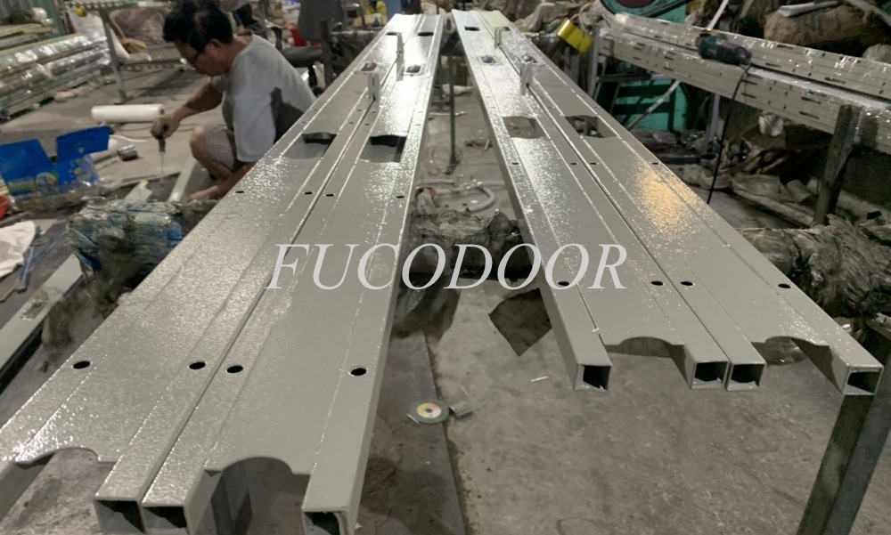 cửa xếp hộp kẽm 20x20, Báo giá cửa xếp hộp kẽm